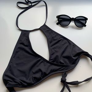 Billabong Key Hole Halter Bikini Top